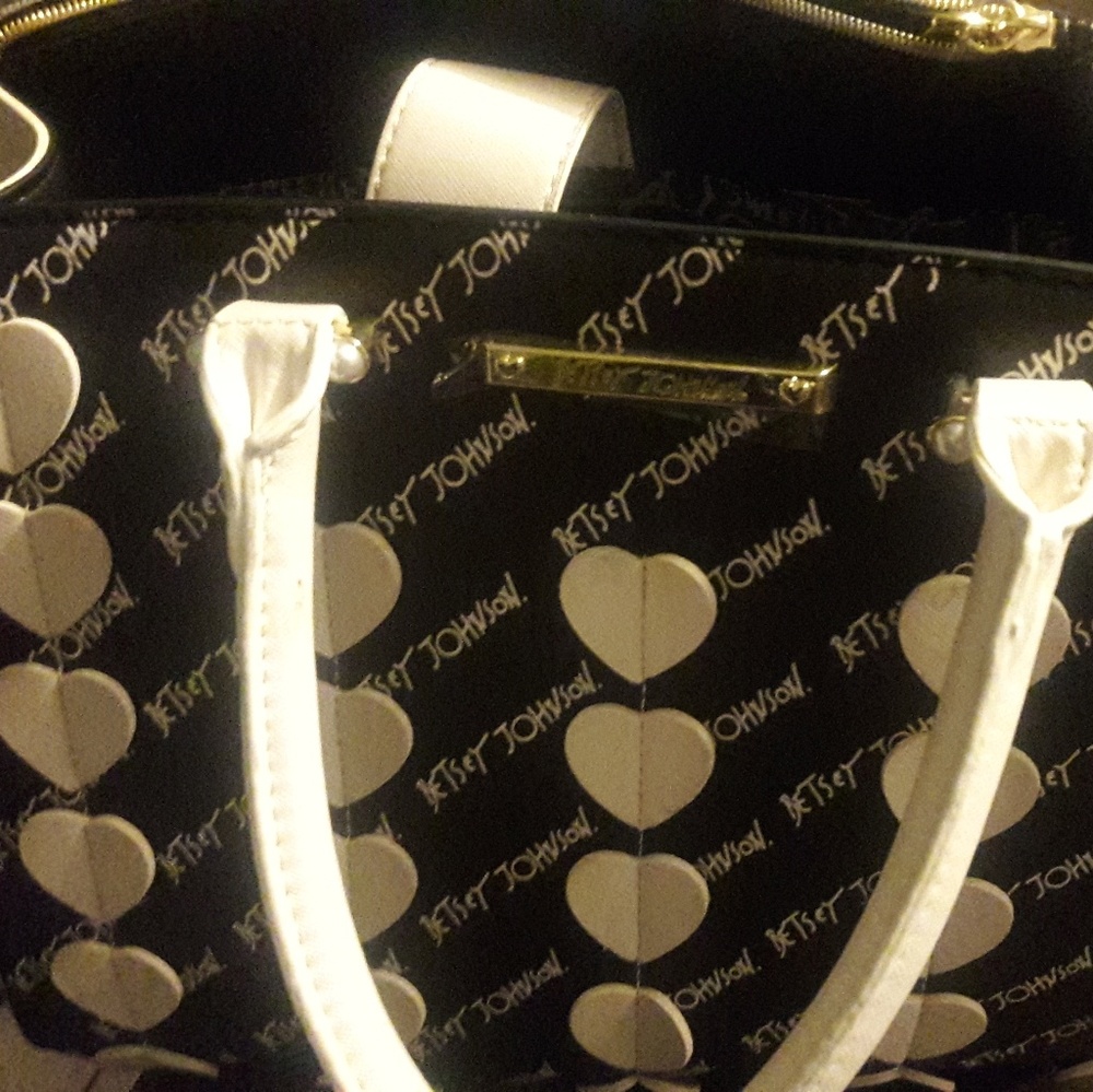 Very cute Betsey Johnson purse. used
